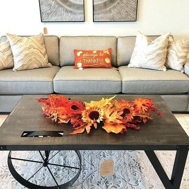 37 The Best Thanksgiving Living Room Decor Ideas HMDCRTN