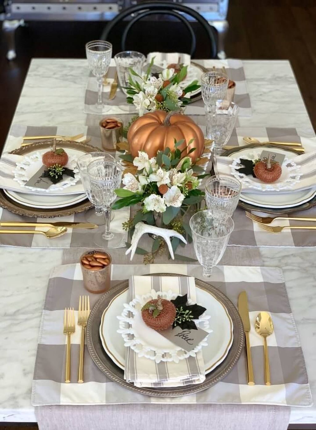 34 Awesome Fall Table Decorations Ideas You Should Apply This Year ...