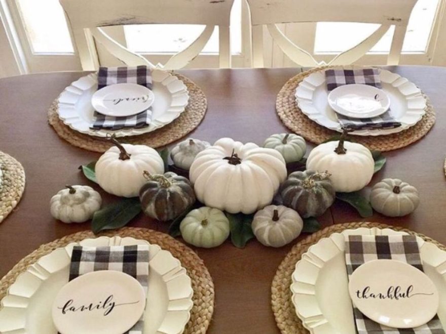 Popular Thanksgiving Table Decorating Ideas Beautiful Look 32