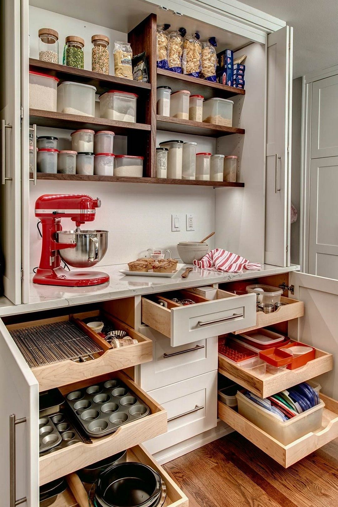 Lovely DIY Kitchen Storage Ideas To Maximize Kitchen Space 33
