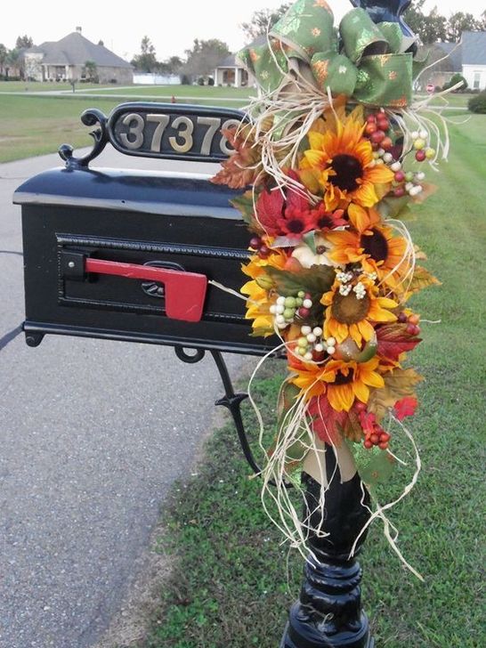 The Best Fall Outdoor Decor Ideas You Will Like 06