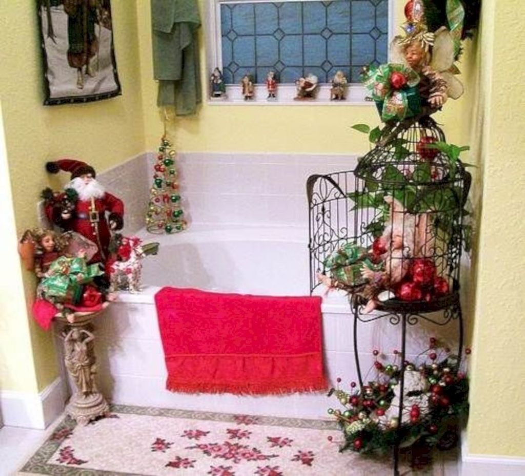 Fabulous Christmas Theme Bathroom Decor Ideas Trend 2019 27