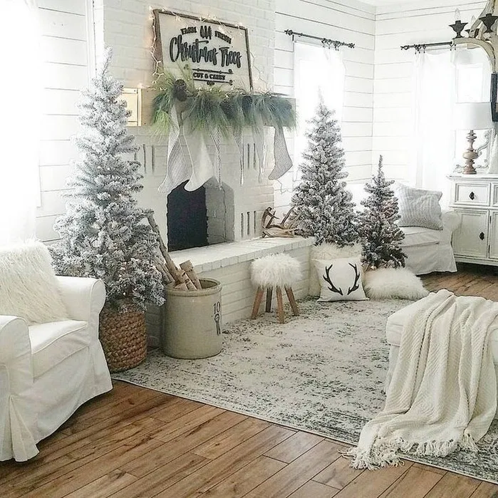35 Gorgeous Christmas Living Room Decor Ideas To Look More Beautiful ...