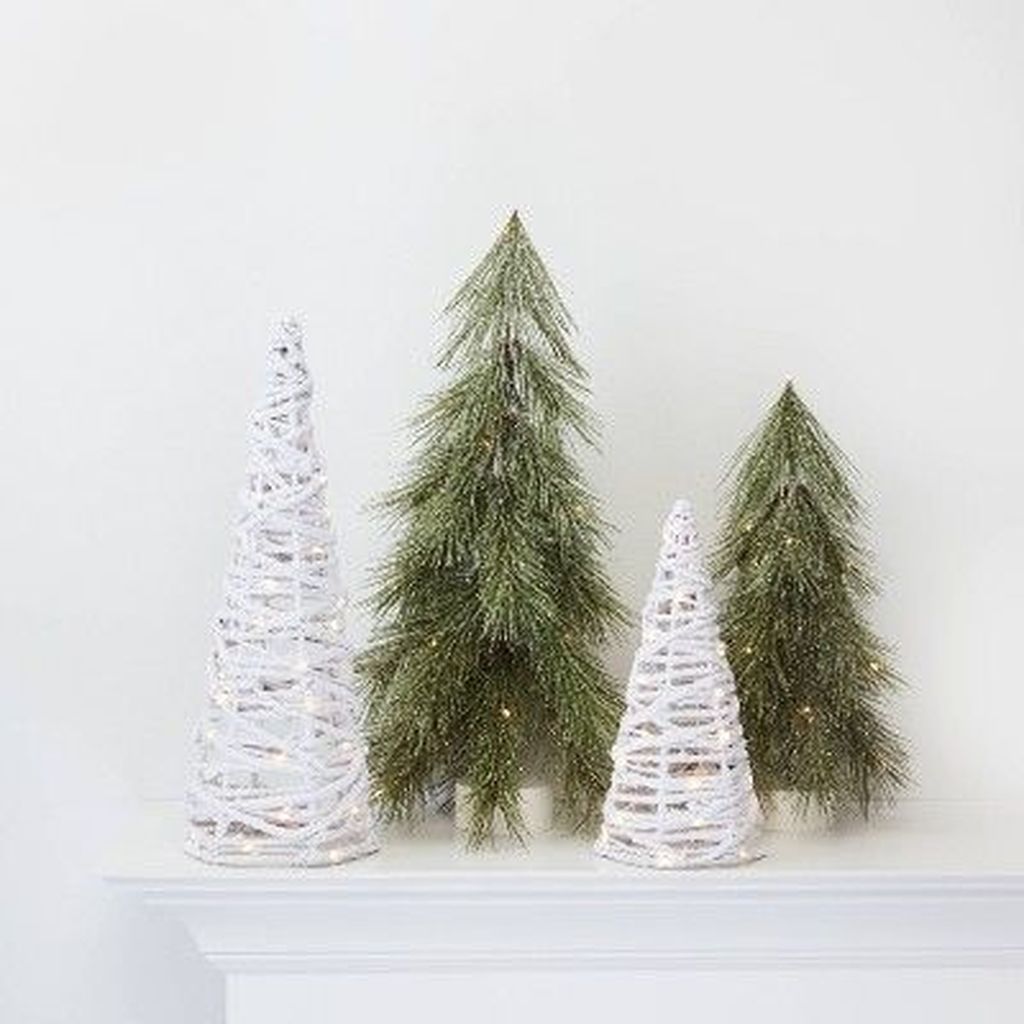 Nice Christmas Decoration Ideas For Apartment 18