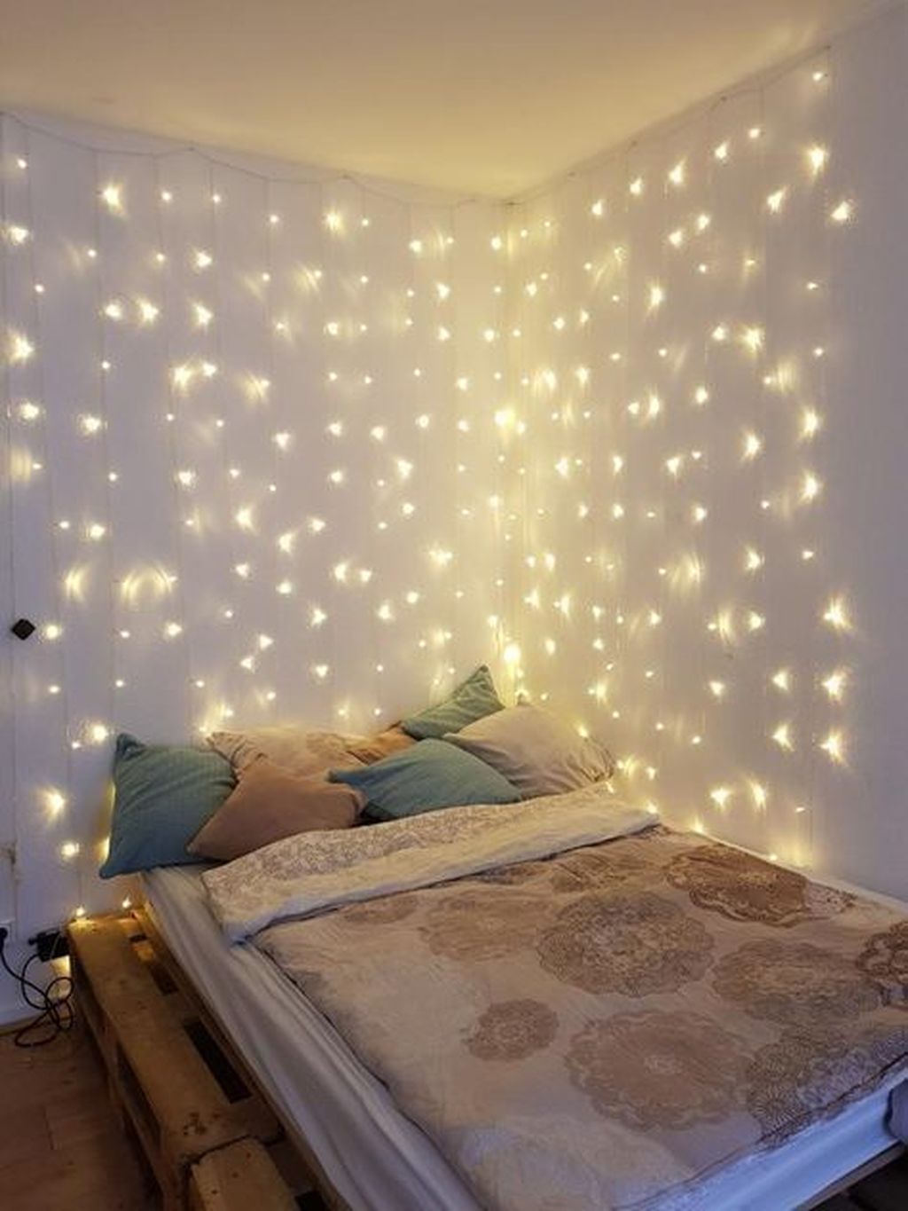 Wall Art Lighting Bedroom