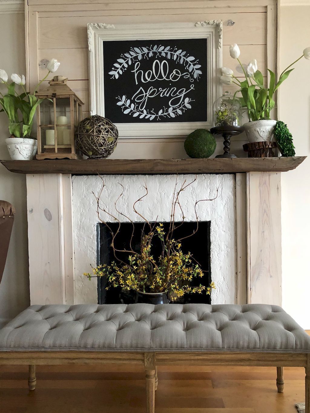 32 Stunning Fireplace Mantel Decor Ideas You Should Copy Now - HMDCRTN