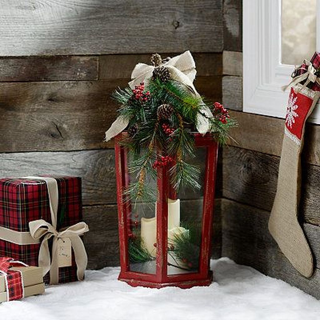 The Best Christmas Lanterns Outdoor Ideas Best For Front Porches 04 ...