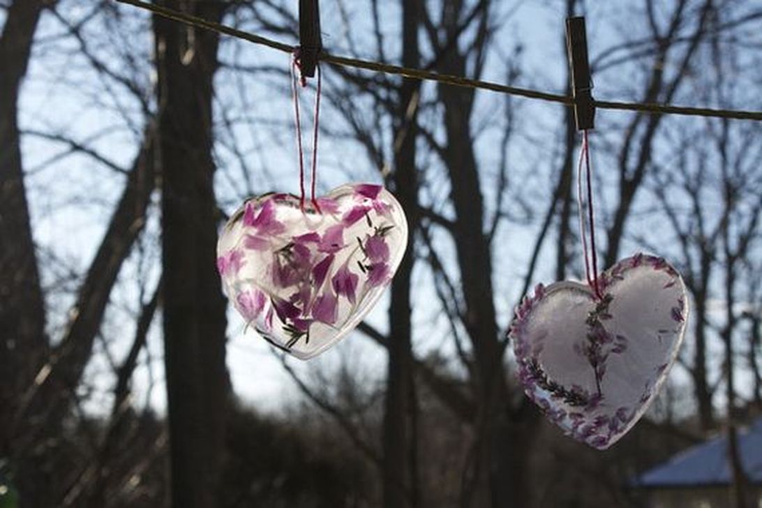 Inspiring Outdoor Valentine Decor Ideas That You Definitely Like 30