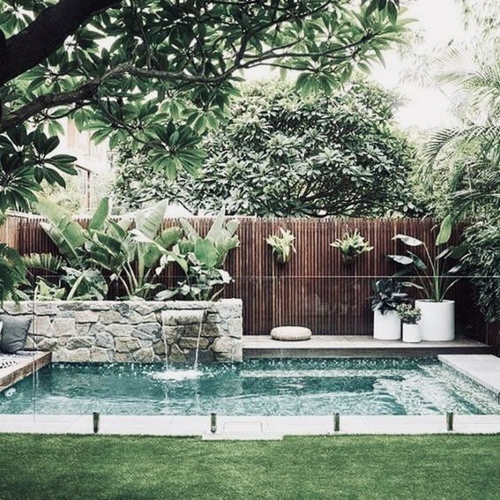 Beautiful Small Pool Backyard Landscaping Ideas Best For Spring And Summertime 34