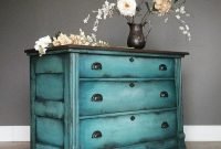 Popular Distressed Furniture Ideas To Get A Vintage Accent 03