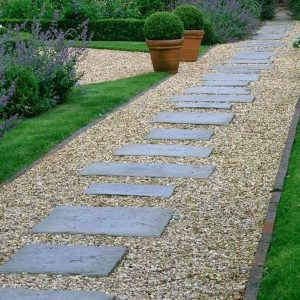 Stunning Stepping Stones Pathway Design Ideas 21