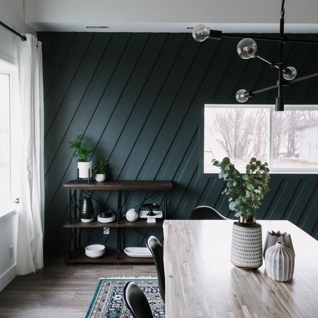 30 Brilliant Accent Wall Ideas For Living Room - HMDCRTN
