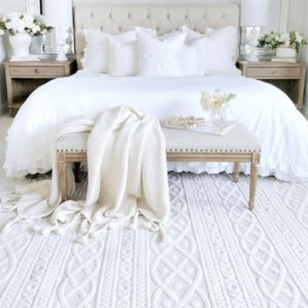 Lovely Spring Bedroom Decor Ideas Trending This Year 23