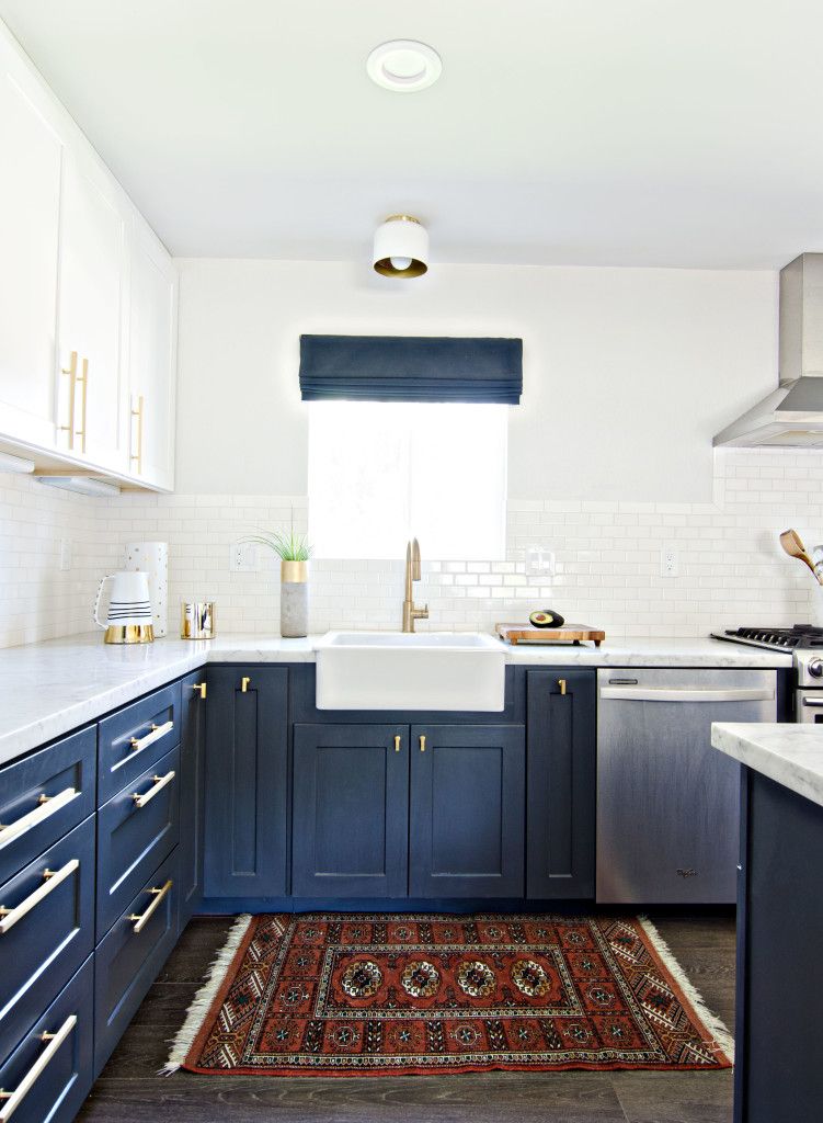 Blue And White Kitchen Cabinets