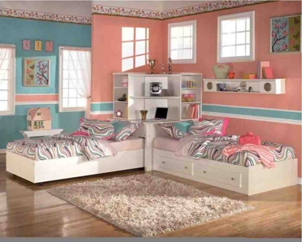 Twin Girl Bedroom Decorating Ideas