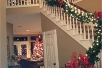 Staircase Christmas Decorating Ideas